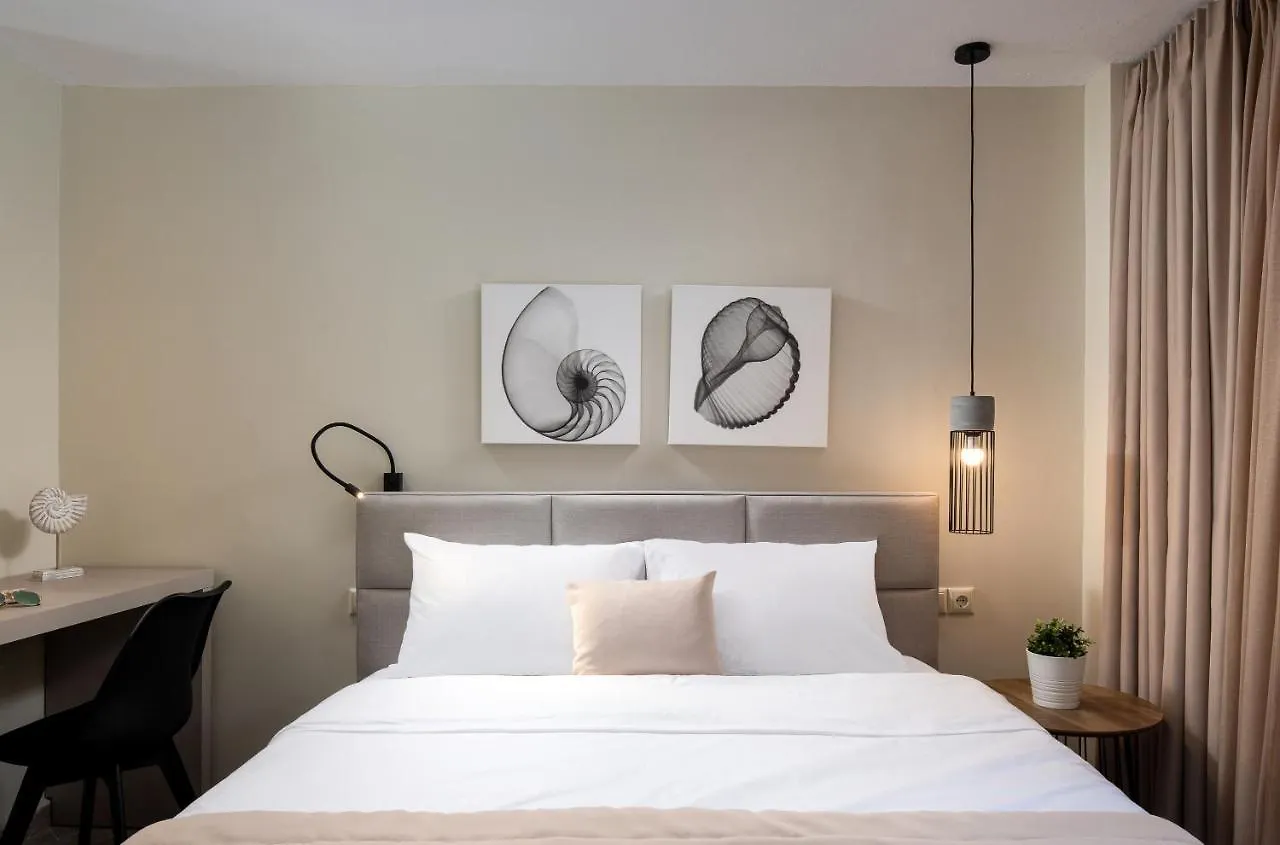 Olenia Luxury Apartments 1 ネオス・マルマラス